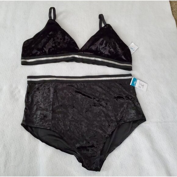 Panty & Bra Set 3X Black Velour Silver Trim Sexy rue21 - Picture 1 of 14